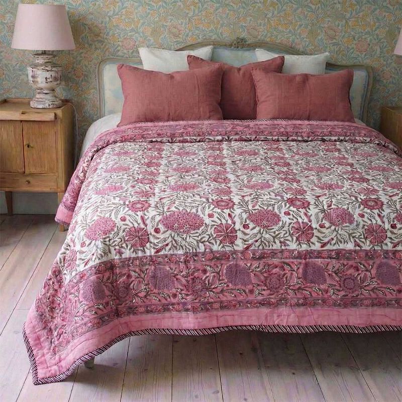 Powell Craft Queen Quilt Dark Rose & Cream Floral 265x220cm image number 3